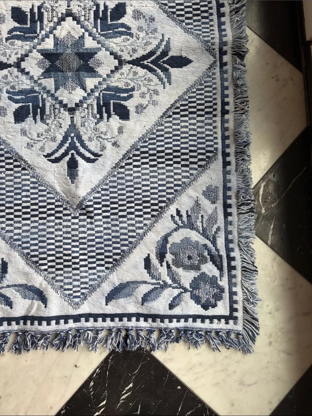 Blue & White Floral Diamond Accent Rug